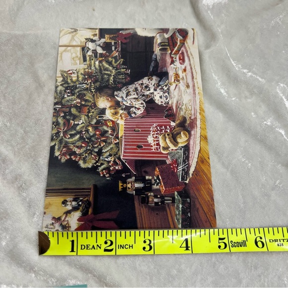 Christmas folded cards set of 20 w/ 10 different designs made in USA - Picture 16 of 16